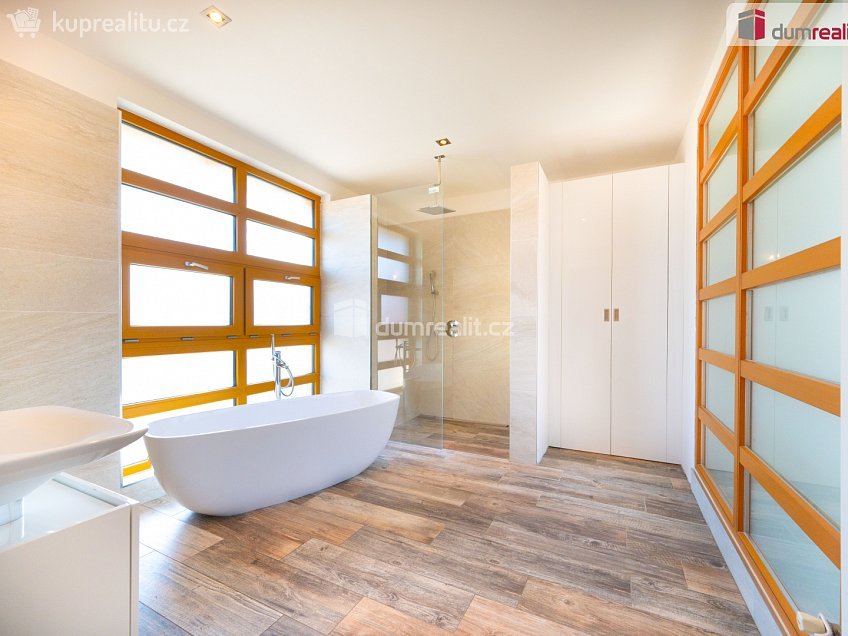 Prodej  rodinného domu 228 m^2 Soukenická, Planá nad Lužnicí 