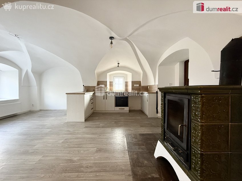 Pronájem bytu 3+kk 84 m^2 Vchynice, Vchynice 