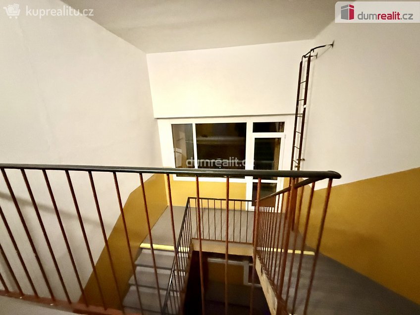 Pronájem bytu 1+1 36 m^2 E. Krásnohorské, Jílové 