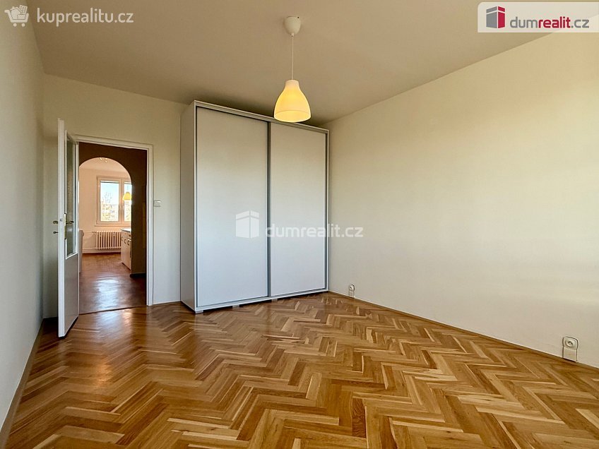 Pronájem bytu 2+1 63 m^2 Okružní, Karlovy Vary 