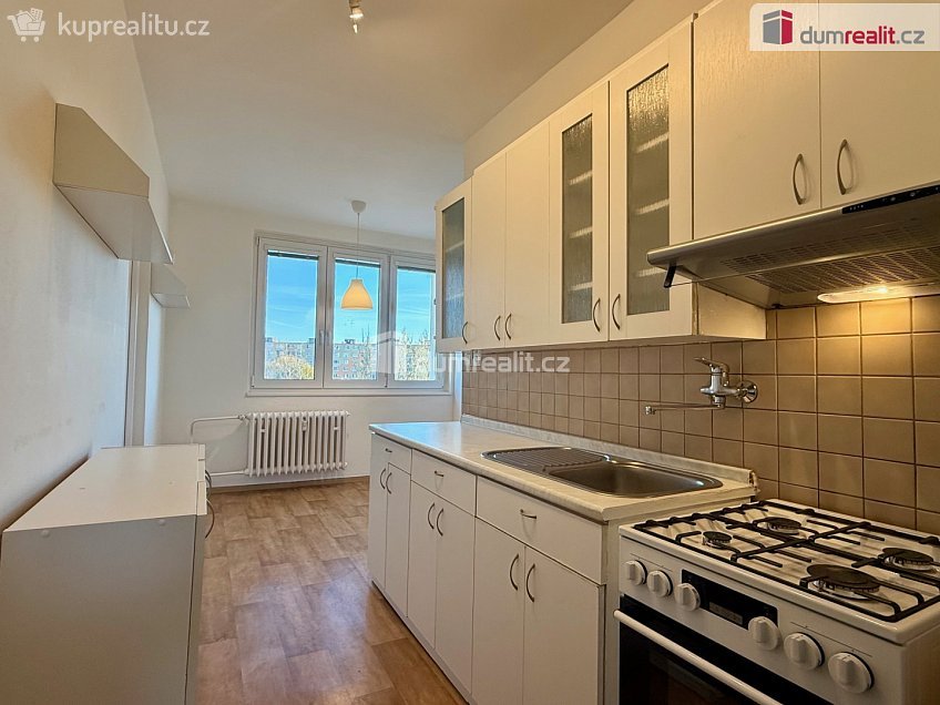 Pronájem bytu 2+1 63 m^2 Okružní, Karlovy Vary 