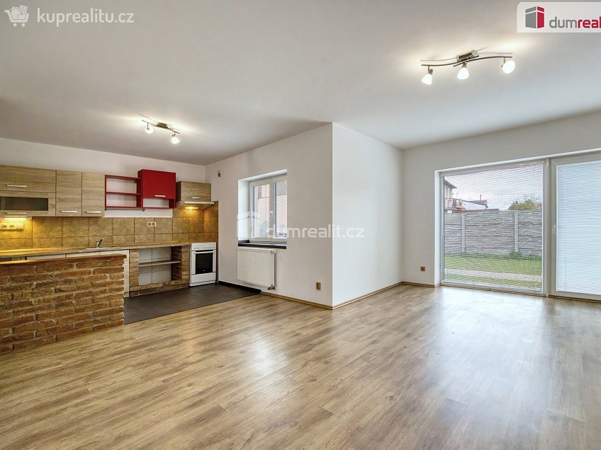 Pronájem bytu 2+kk 56 m^2 Růžová, Neratovice 