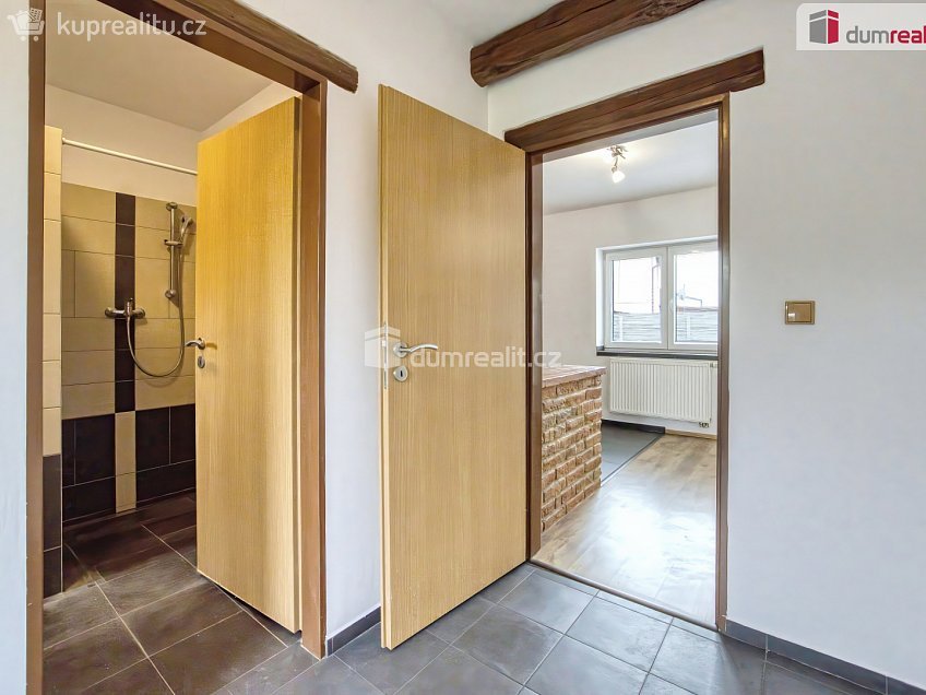 Pronájem bytu 2+kk 56 m^2 Růžová, Neratovice 