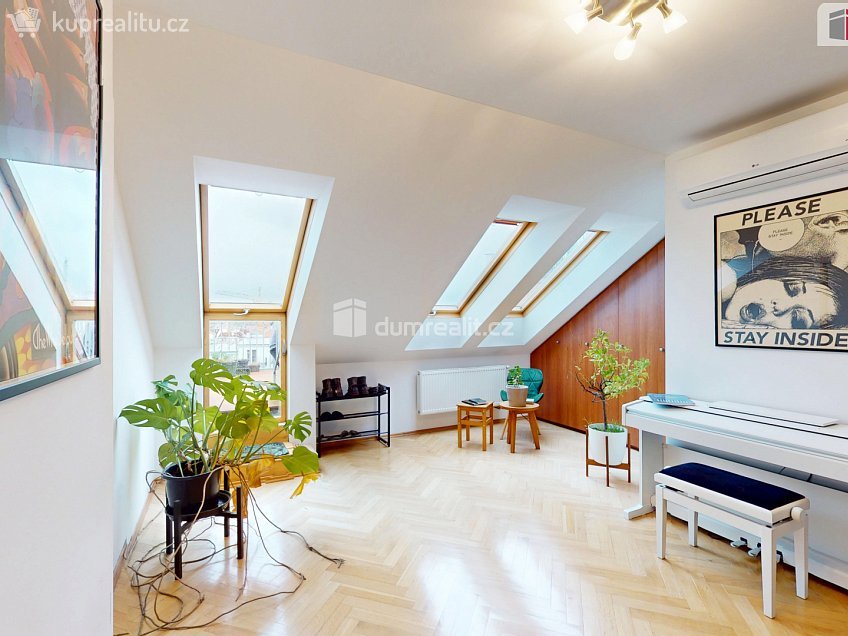 Prodej bytu 5+kk 144 m^2 Americká, Praha 2 