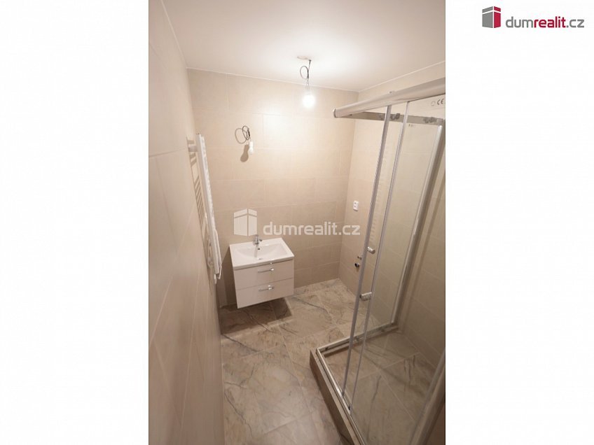 Prodej bytu 2+kk 41 m^2 Mečíková, Praha 10 