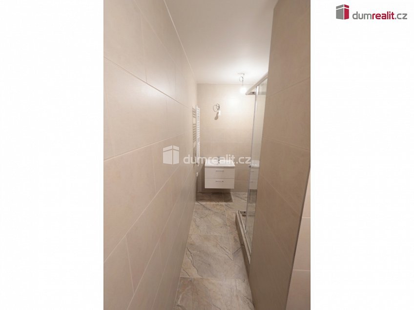 Prodej bytu 2+kk 41 m^2 Mečíková, Praha 10 