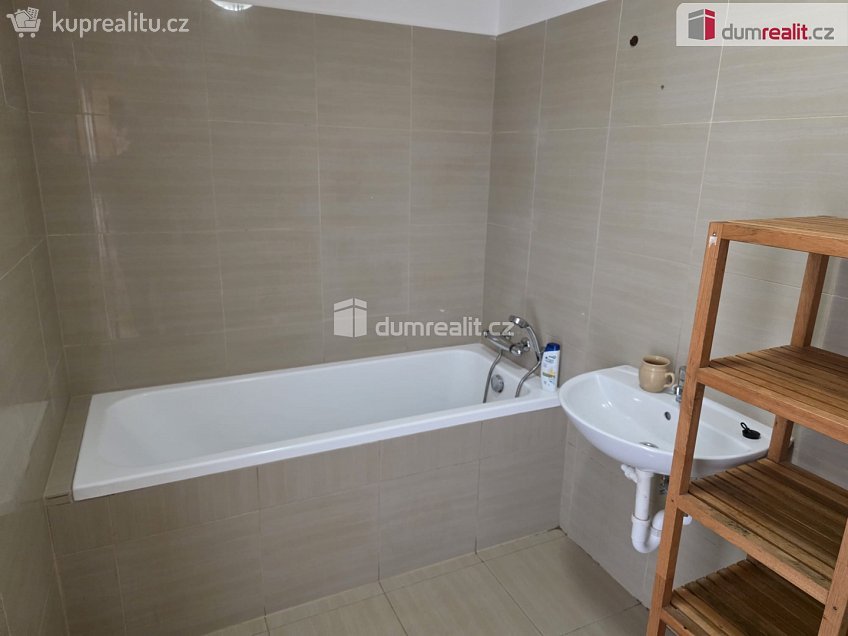 Pronájem bytu 1+kk 30 m^2 Rožnovská, Frenštát pod Radhoštěm 