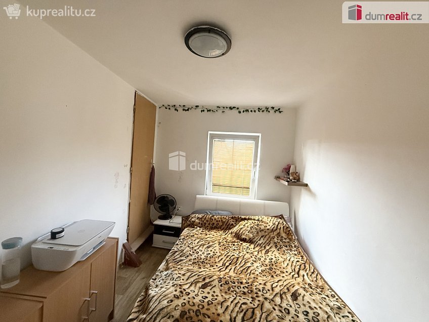 Pronájem  rodinného domu 108 m^2 Jenčice, Jenčice 