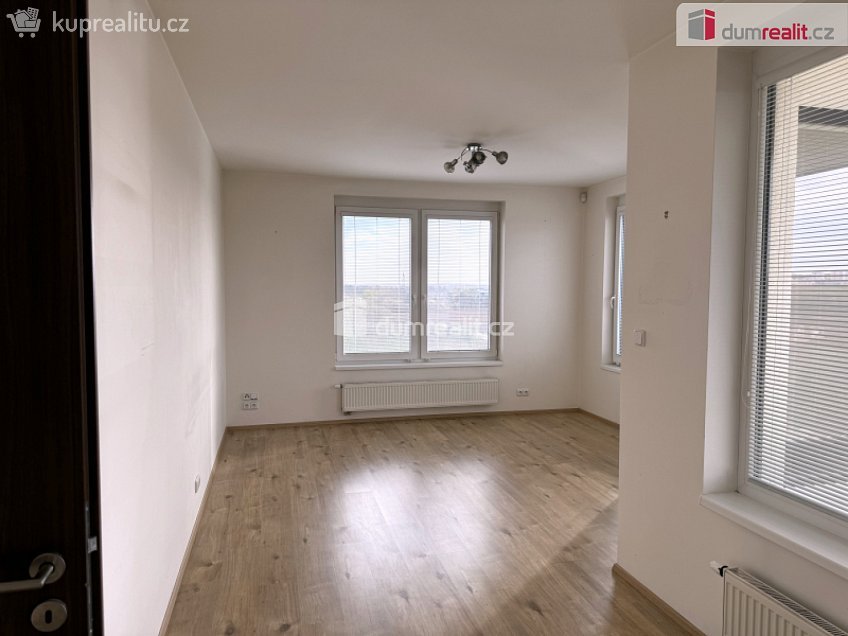 Pronájem bytu 3+kk 86 m^2 Honzíkova, Praha-Dolní Měcholupy 