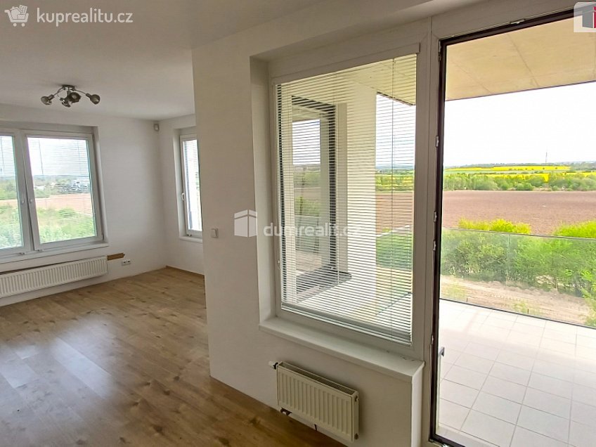 Pronájem bytu 3+kk 86 m^2 Honzíkova, Praha-Dolní Měcholupy 