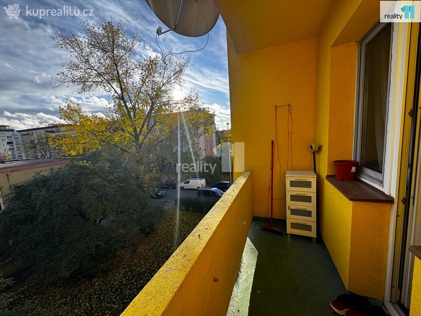 Pronájem bytu 2+1 53 m^2 Olbrachtova, Praha 4 
