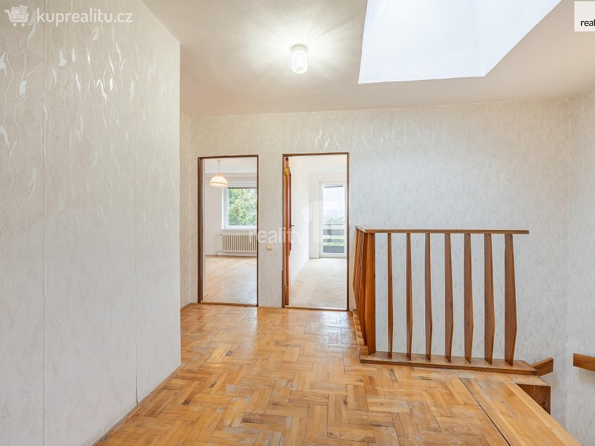 Prodej  rodinného domu 226 m^2 Otická, Praha 11 