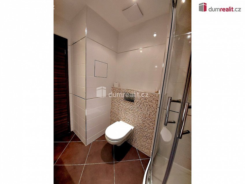 Prodej bytu 1+kk 37 m^2 Kadečkové, Praha 18 