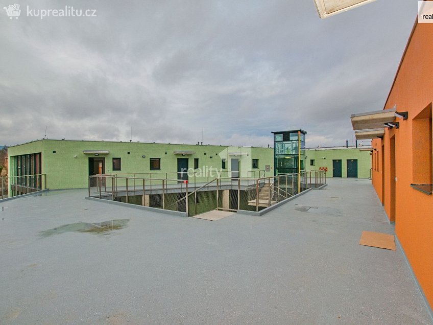 Pronájem bytu 2+kk 55 m^2 Londýnská, Liberec 