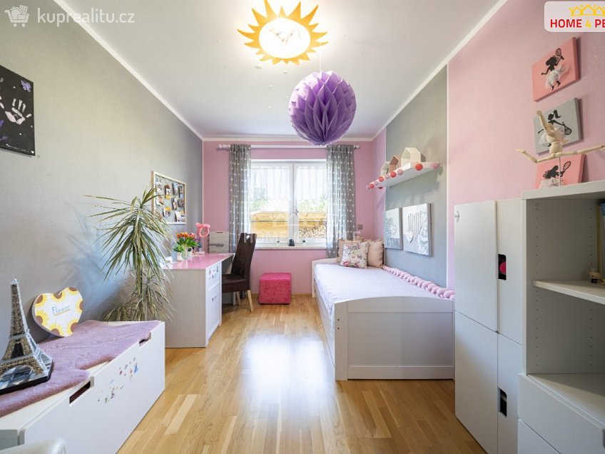 Prodej  rodinného domu 230 m^2 Slunečná, Srubec 