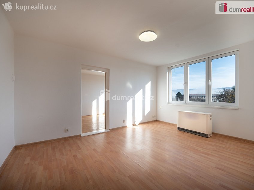 Pronájem bytu 2+1 52 m^2 Netolická, Lhenice 