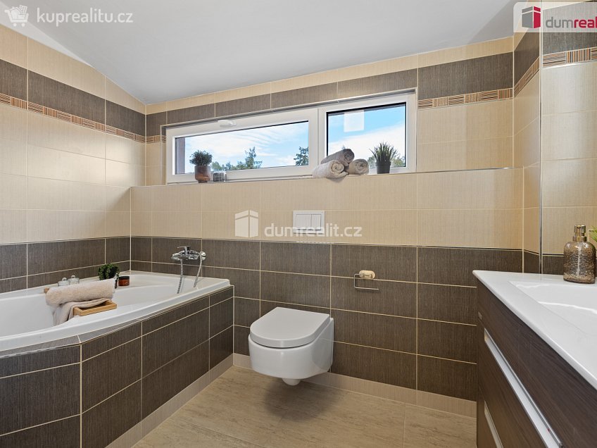 Prodej  rodinného domu 96 m^2 Lysá, Kamenice 