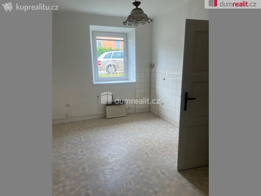 Prodej  zemědělských prostor 140 m^2 V Domkách, Velešín 