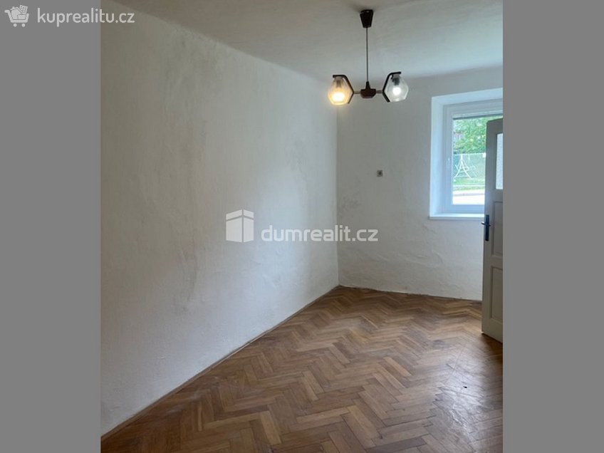 Prodej  zemědělských prostor 140 m^2 V Domkách, Velešín 