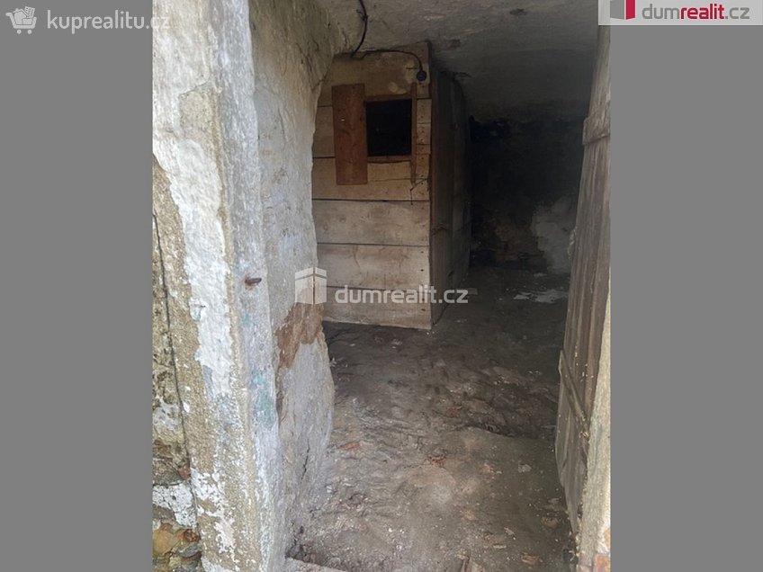 Prodej  zemědělských prostor 140 m^2 V Domkách, Velešín 