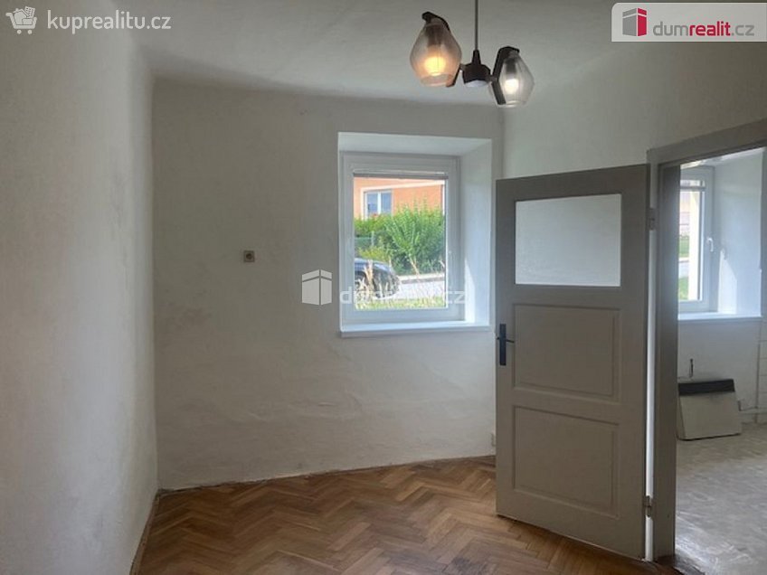 Prodej  zemědělských prostor 140 m^2 V Domkách, Velešín 