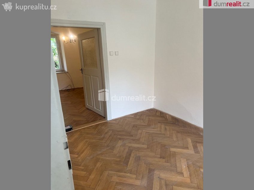 Prodej  zemědělských prostor 140 m^2 V Domkách, Velešín 