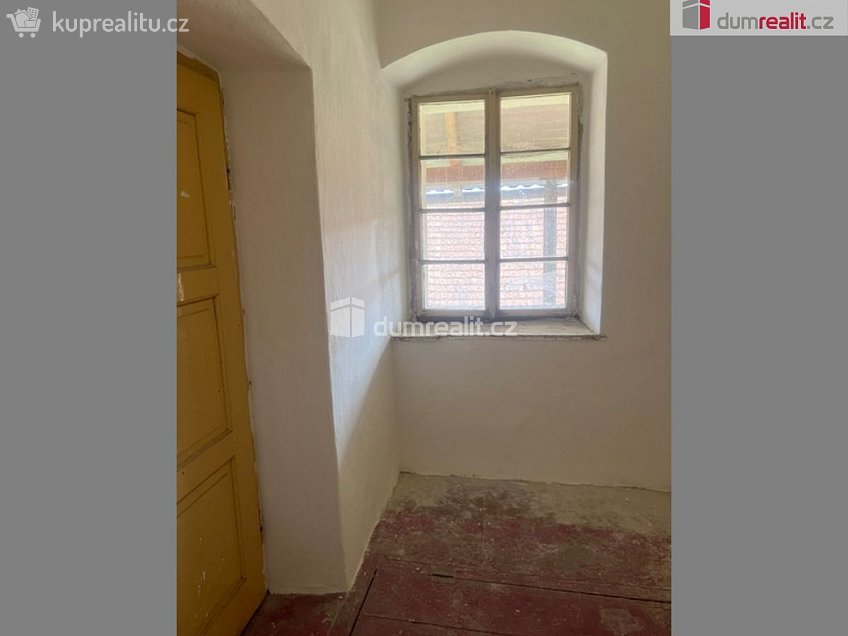 Prodej  zemědělských prostor 140 m^2 V Domkách, Velešín 