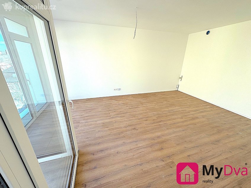 Pronájem bytu 3+kk 64 m^2 Poštovní, Znojmo 