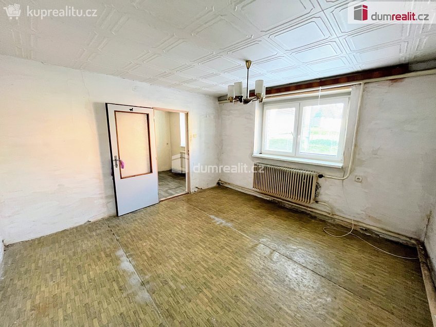 Prodej  rodinného domu 180 m^2 Vážany, Vážany 