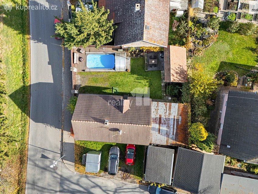 Prodej  rodinného domu 306 m^2 Školská, Cerhenice 