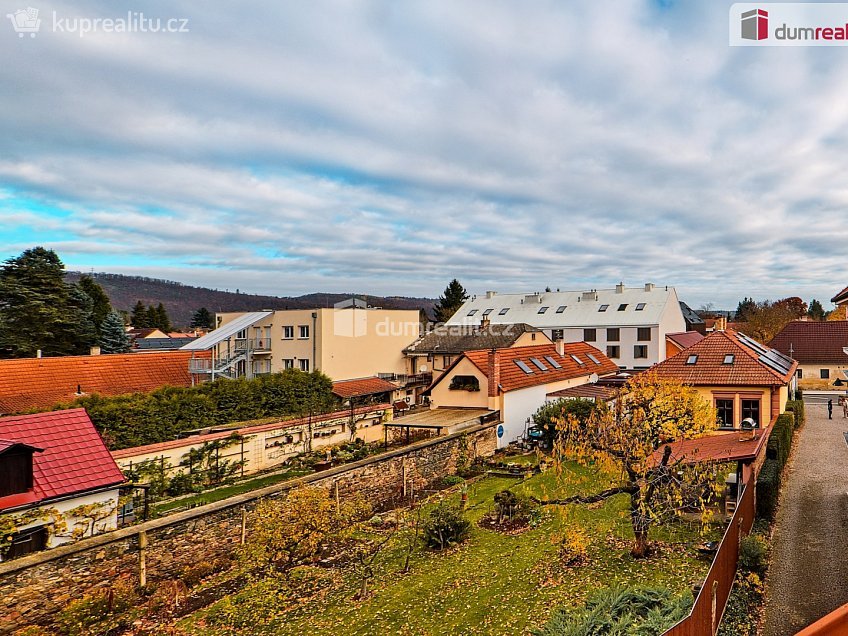 Prodej bytu 1+kk 20 m^2 Palackého, Dobřichovice 