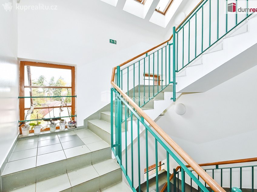 Prodej bytu 1+kk 20 m^2 Palackého, Dobřichovice 