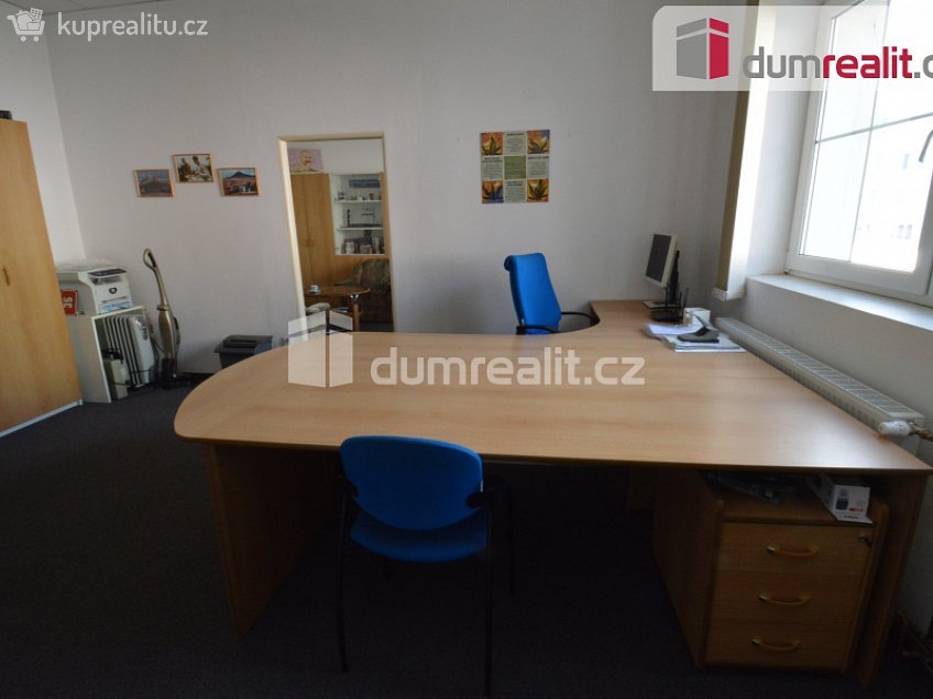 Pronájem  kanceláře 51 m^2 Osvoboditelů, Lovosice 