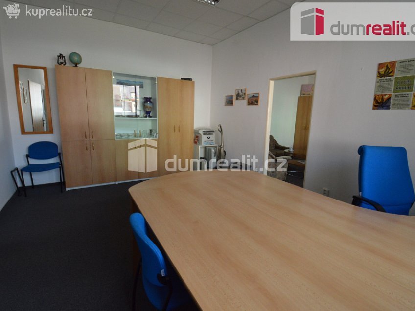 Pronájem  kanceláře 51 m^2 Osvoboditelů, Lovosice 