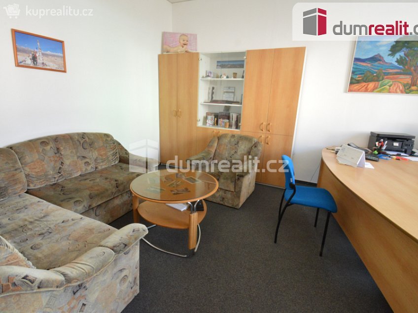 Pronájem  kanceláře 51 m^2 Osvoboditelů, Lovosice 