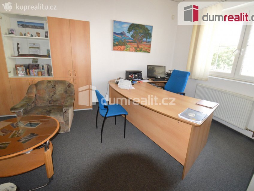 Pronájem  kanceláře 51 m^2 Osvoboditelů, Lovosice 