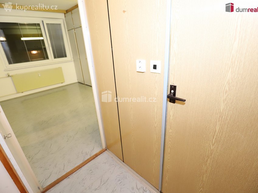 Prodej bytu 1+1 38 m^2 Slovenská, Sokolov 