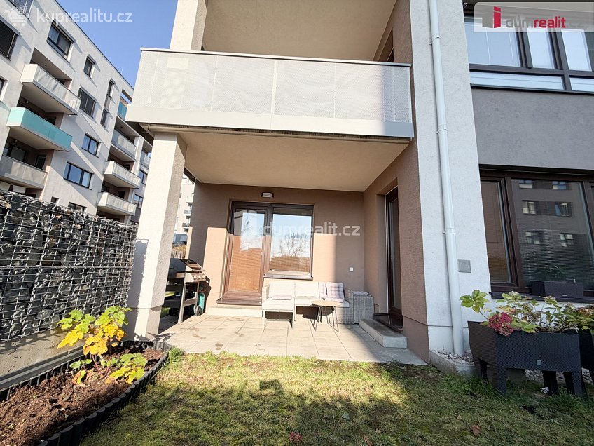 Pronájem bytu 3+kk 80 m^2 Saarinenova, Praha 9 