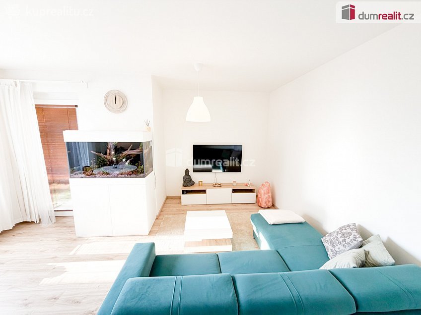 Pronájem bytu 3+kk 80 m^2 Saarinenova, Praha 9 