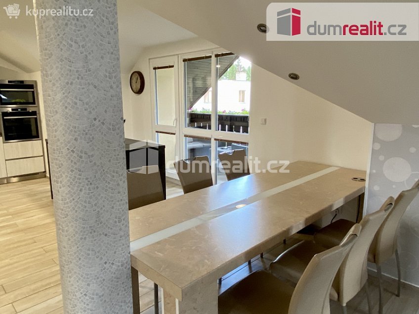 Pronájem  činžovního domu 400 m^2 třída Vítězství, Mariánské Lázně 