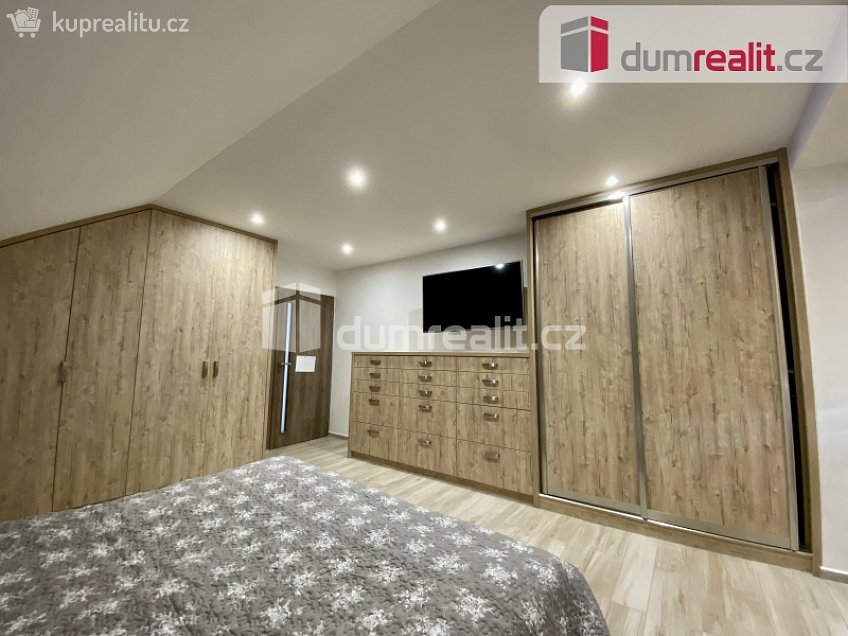 Pronájem  činžovního domu 400 m^2 třída Vítězství, Mariánské Lázně 