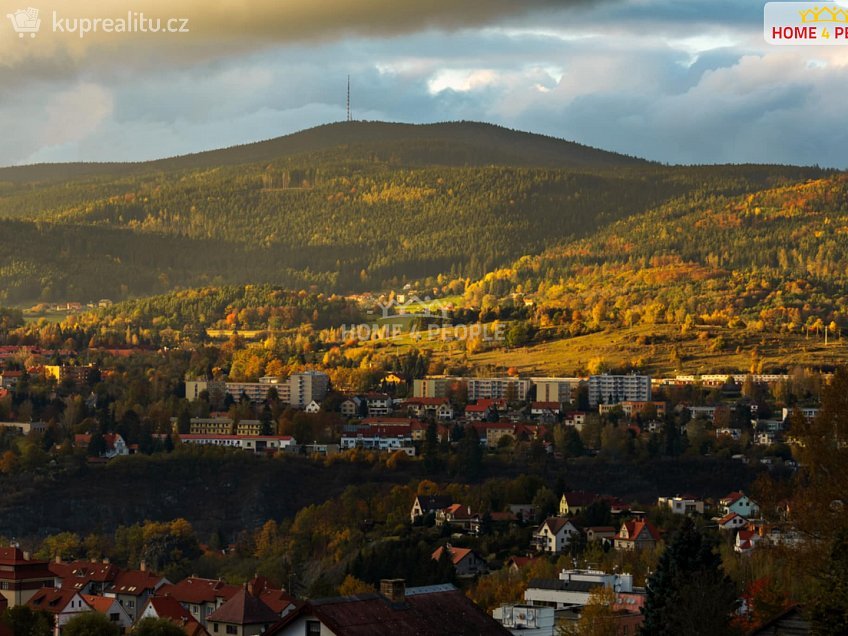 Prodej  stavebního pozemku 735 m^2 Český Krumlov, Český Krumlov 