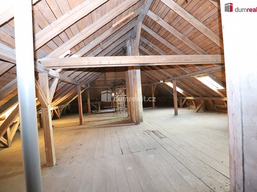 Prodej  ubytovacího zařízení 2000 m^2 Aš, Aš 