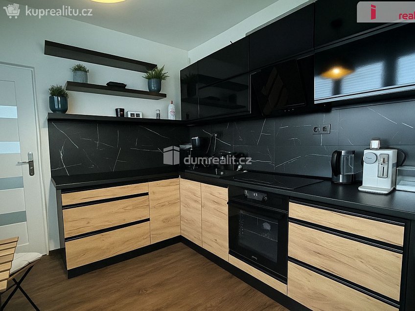 Pronájem bytu 4+1 87 m^2 Vrchlického, Roudnice nad Labem 