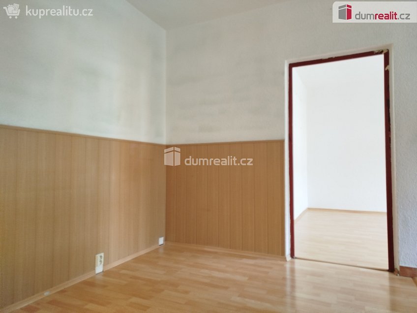 Prodej bytu 3+1 69 m^2 Vintířov, Vintířov 