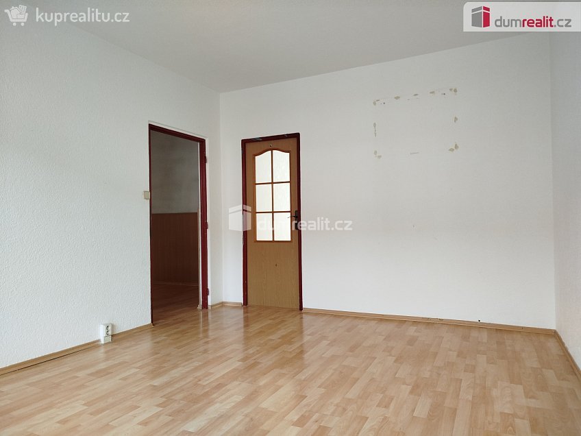 Prodej bytu 3+1 69 m^2 Vintířov, Vintířov 