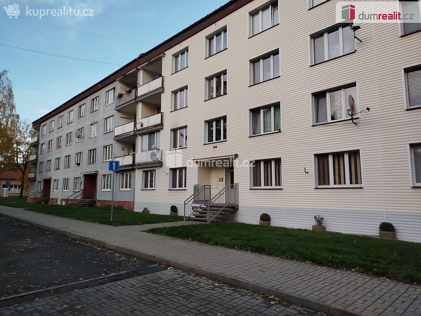 Prodej bytu 3+1 69 m^2 Vintířov, Vintířov 