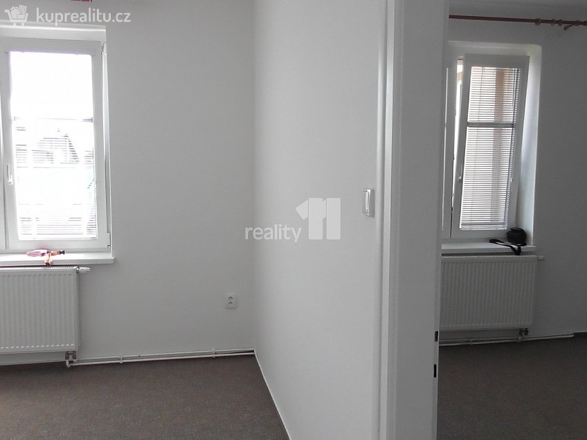 Pronájem bytu 2+1 80 m^2 Přemyslovců, Ostrava 