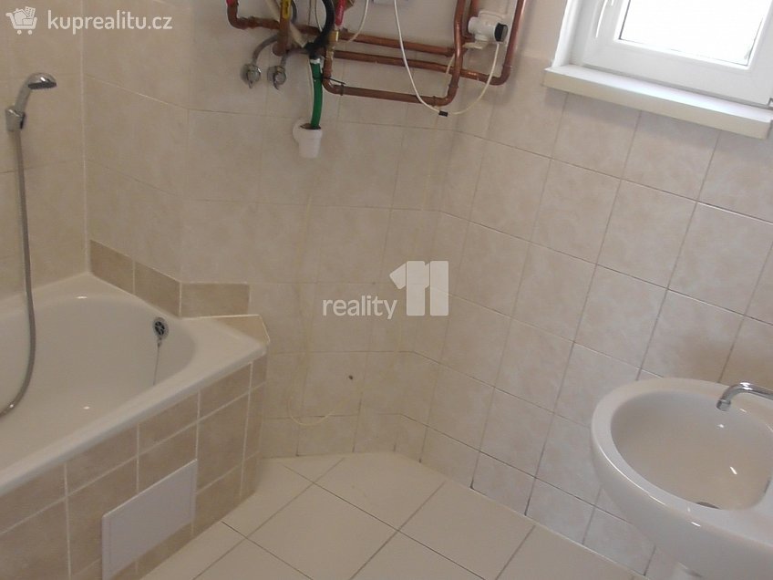 Pronájem bytu 2+1 80 m^2 Přemyslovců, Ostrava 