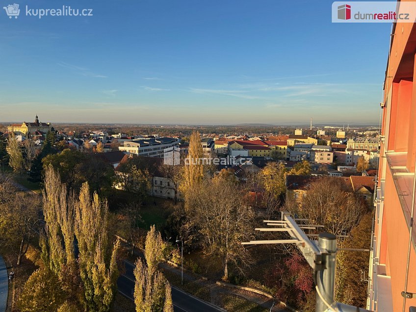 Pronájem bytu 2+1 61 m^2 Seifertova, Kolín 